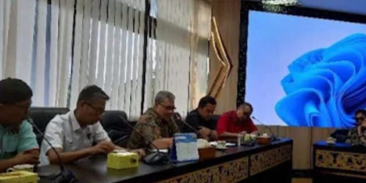 Ketua DPRD Sumbar Muhidi Terima Kunjungan Pengurus PWI Sumbar