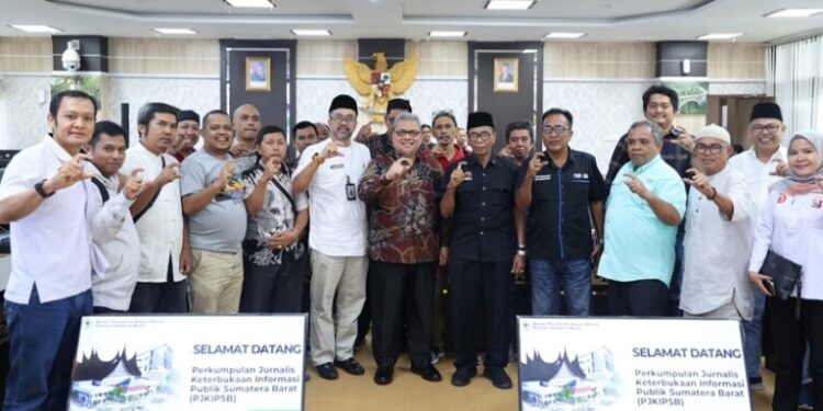 Pertemuan dengan PJKIP, Ketua DPRD Sumbar Muhidi Sebut Keterbukaan Informasi Publik Jadi Fondasi Penting