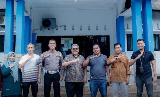 Sambangi Samsat Lubuk Basung, Ketua DPRD Sumbar Muhidi Tekankan Pentingnya Kolaborasi dan Kualitas Pelayanan