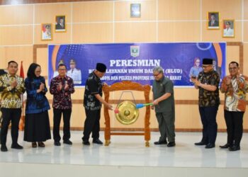 Peresmian BLUD BKOM dan Pelkes Sumbar, Muhidi Tekankan Peningkatan Kualitas Tenaga Kesehatan dan Akses Masyarakat
