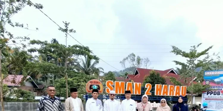 Irsyad Syafar Jemput Aspirasi SMAN 2 Harau