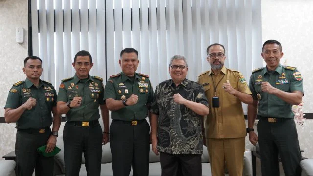 Ketua DPRD Sumbar Muhidi Terima Kunjungan Danrem 032/Wbr di Akhir Masa Jabatan