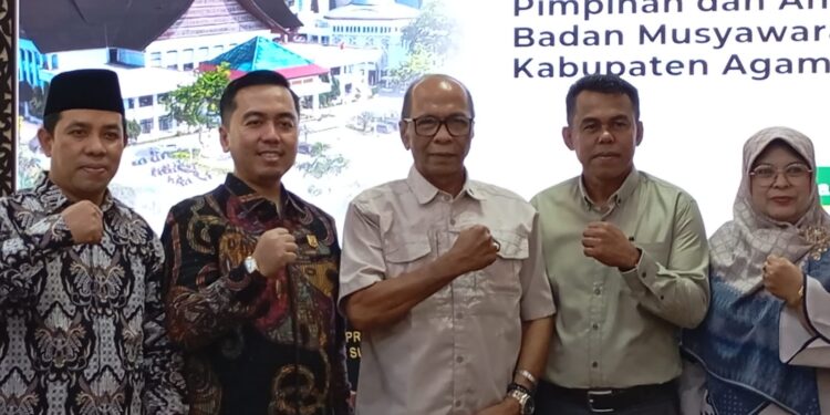 Ketua Tim Pakar DPRD Sumbar Terima Kunjungan Kerja Bamus DPRD Agam