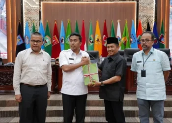 DPRD Sumbar Rapat Paripurna Penyampaian Nota Pengantar Ranperda Pertanggungjawaban APBD 2024
