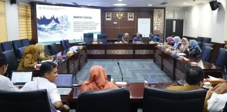 Komisi V DPRD Sumbar Bahas Ranperda Fasilitasi Penyelenggaraan Pesantren
