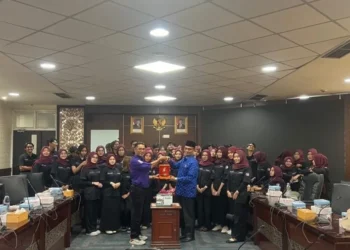 Mahasiswa Komunikasi Unand Kunjungi DPRD Sumbar dalam Kuliah Lapangan