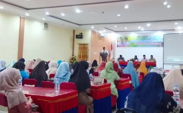 Anggota DPRD Sumbar Muhammad Yasin Gelar Bimtek Peningkatan Kapasitas Bina Keluarga