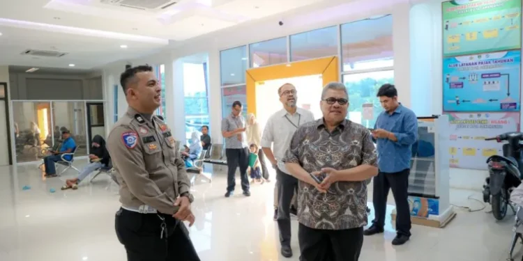 Ketua DPRD Sumbar Dorong UPT Samsat Sawahlunto Tingkatkan Koordinasi dengan Pemko